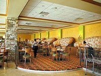Dining at Royal Resort Casino