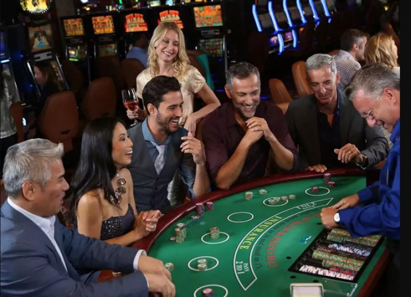 Seneca Poker Niagara Falls Ny Casino Niagara Falls New York 50 Reviews 2 830 Photos Facebook